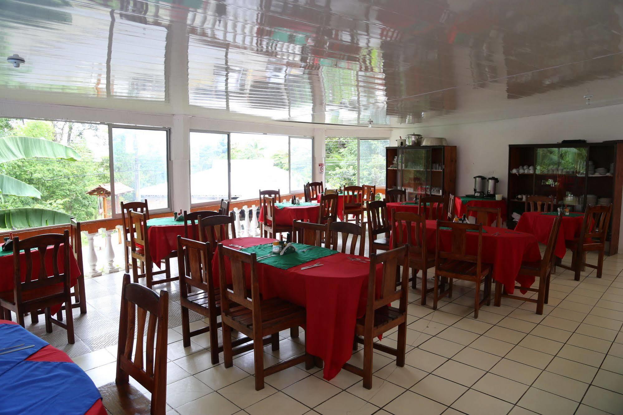Hotel Coco Beach Manuel Antonio Kültér fotó