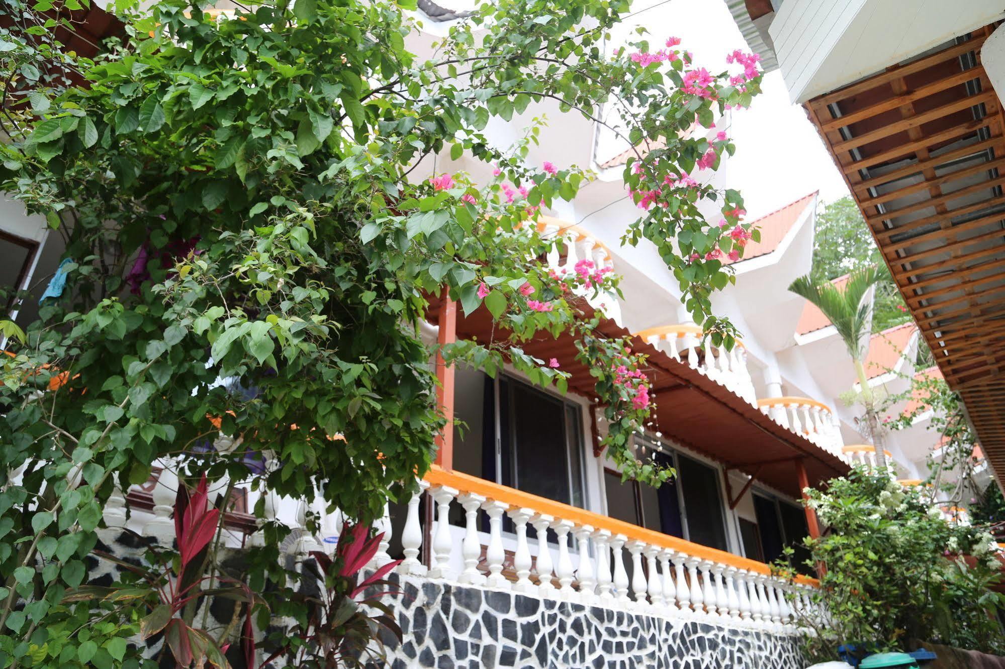 Hotel Coco Beach Manuel Antonio Kültér fotó